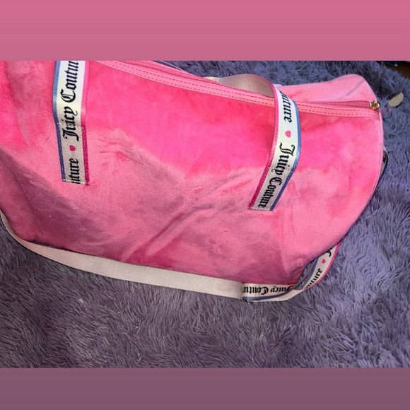 Juicy couture duffel bag - Picture 2 of 2